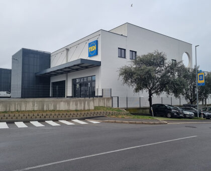 trgovsko poslovni objekt Izola